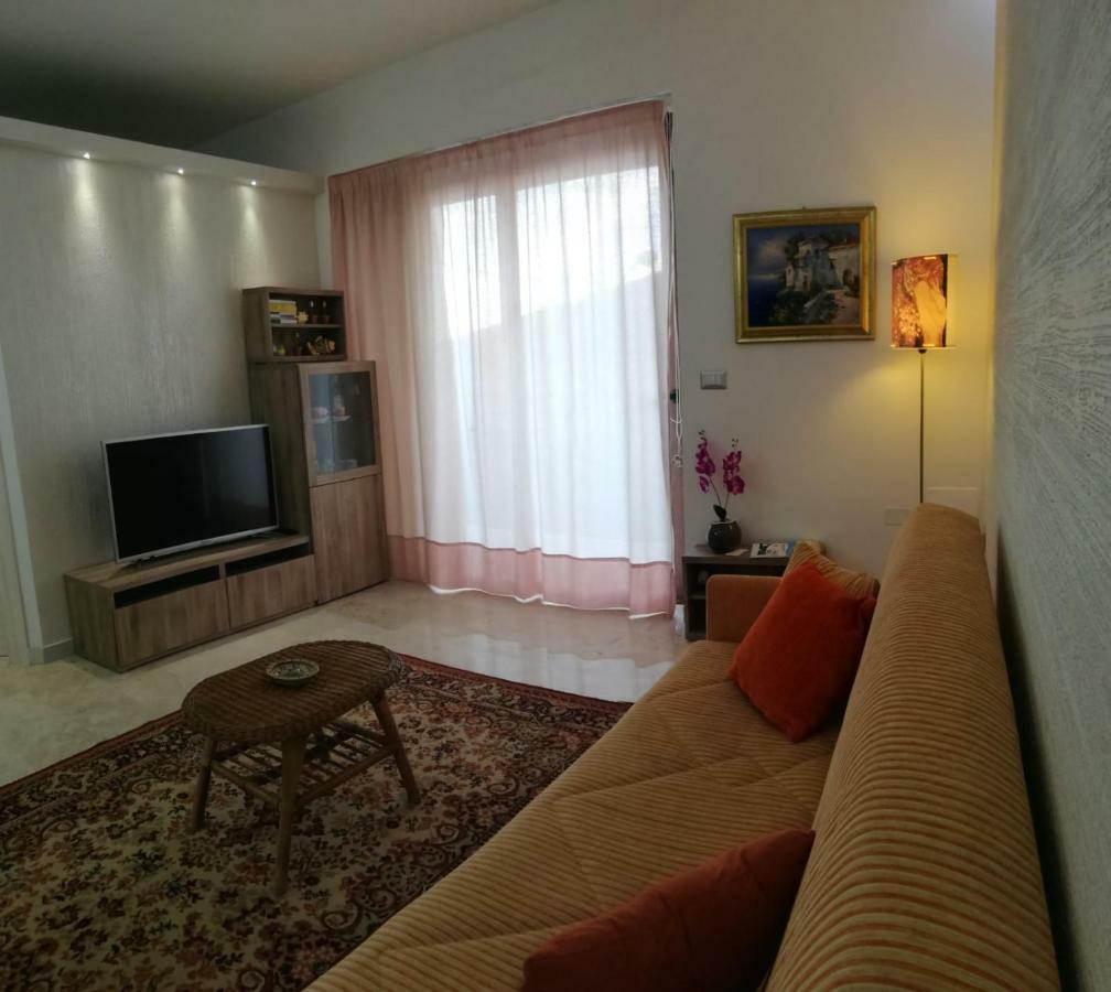 Casa Vacanze Liberty Ликата Экстерьер фото